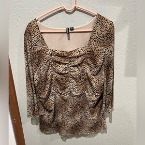 Essentials by Milano Animal Print Blouse Size XL EUC Leopard Elegant Top